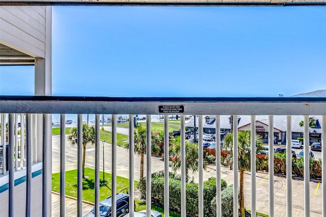 6102 Seawall Boulevard 262, Galveston, TX 77551