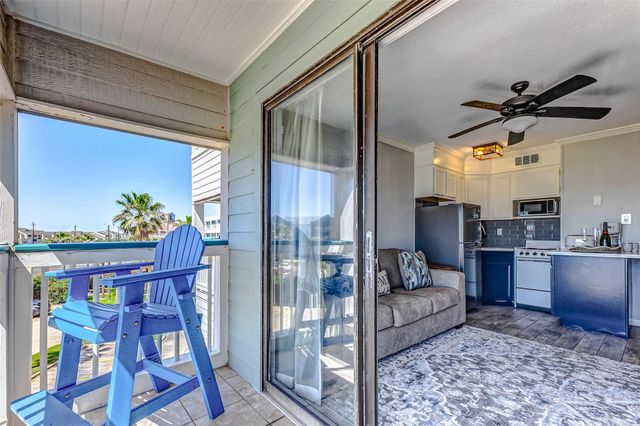 6102 Seawall Boulevard 262, Galveston, TX 77551