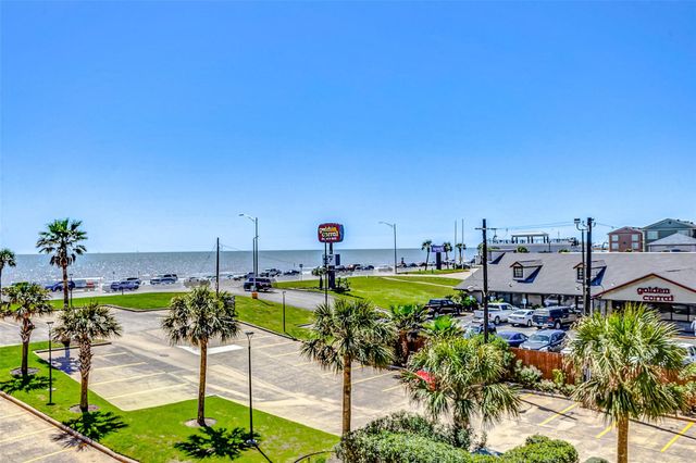 6102 Seawall Boulevard 262, Galveston, TX 77551