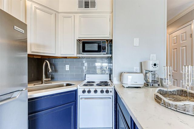 6102 Seawall Boulevard 262, Galveston, TX 77551