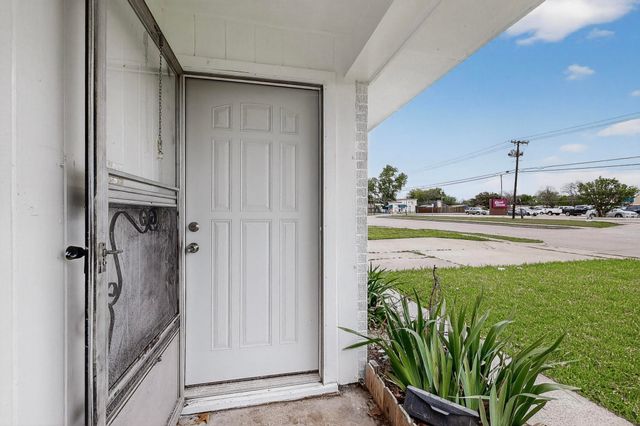 1001 Pioneer Road, Mesquite, TX 75149