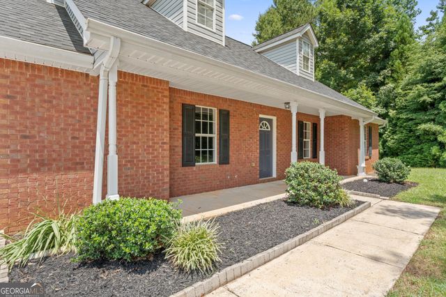 169 Meadow View Drive, Jackson, GA 30233