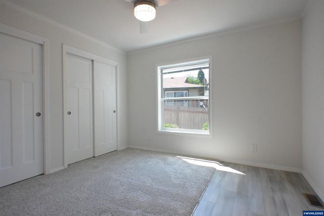 4995 SE Sunnyside Rd W21, Salem, OR 97302