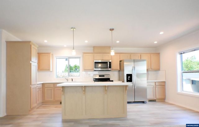 4995 SE Sunnyside Rd W21, Salem, OR 97302