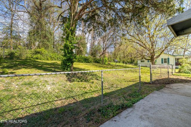 2623 Tecoma Drive, Knoxville, TN 37917