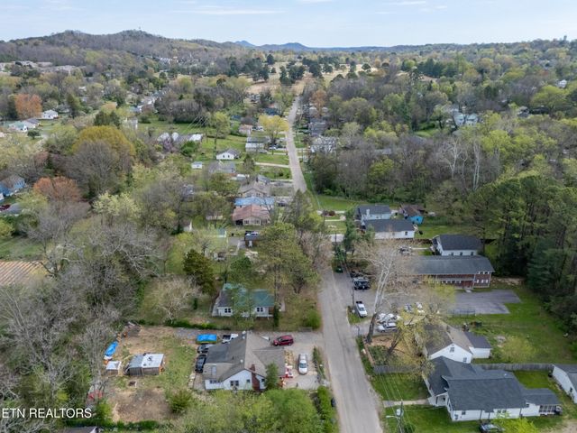 2623 Tecoma Drive, Knoxville, TN 37917