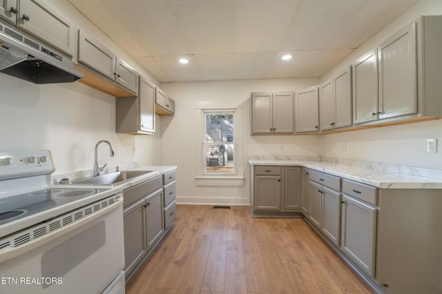 2623 Tecoma Drive, Knoxville, TN 37917