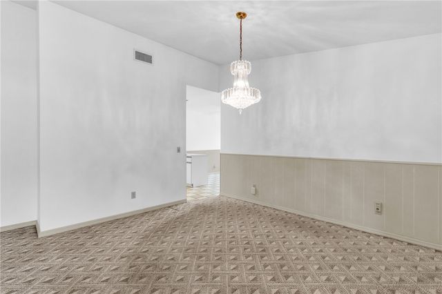 646 Centre Court SW 102, Vero Beach, FL 32962
