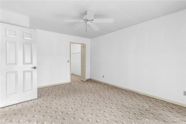646 Centre Court SW 102, Vero Beach, FL 32962