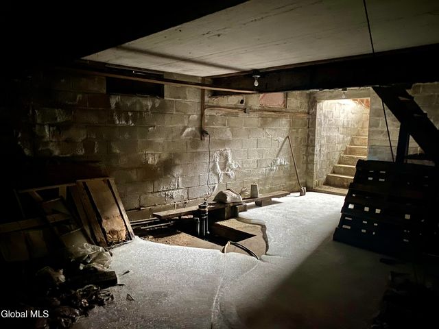 110 Maple Lane, Florida, NY 12069