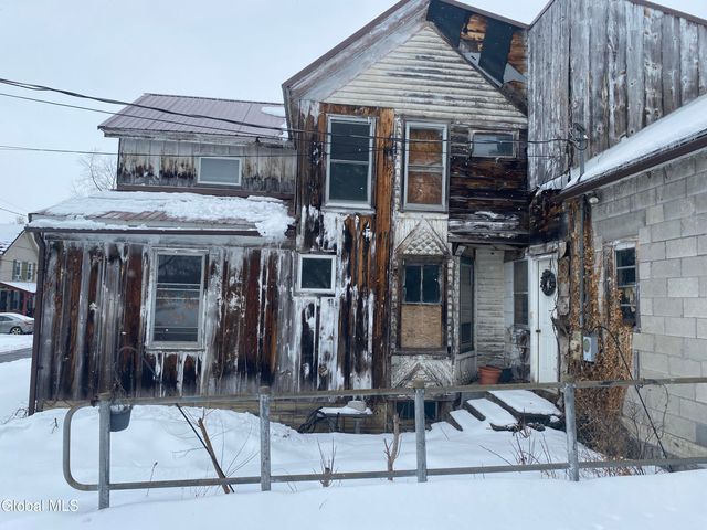 110 Maple Lane, Florida, NY 12069