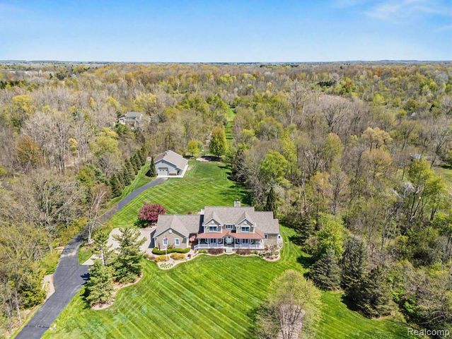 1720 N Lake Pleasant Road, Attica, MI 48412