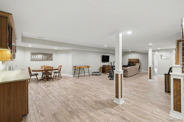 1720 N Lake Pleasant Road, Attica, MI 48412