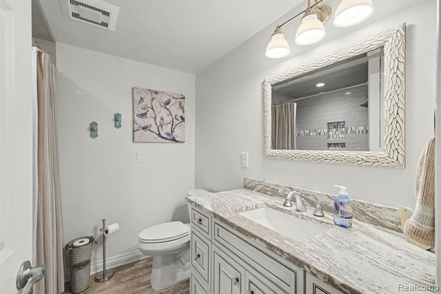 1720 N Lake Pleasant Road, Attica, MI 48412