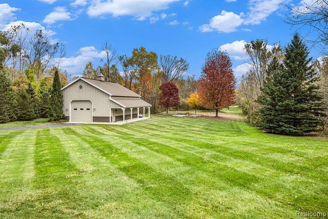 1720 N Lake Pleasant Road, Attica, MI 48412