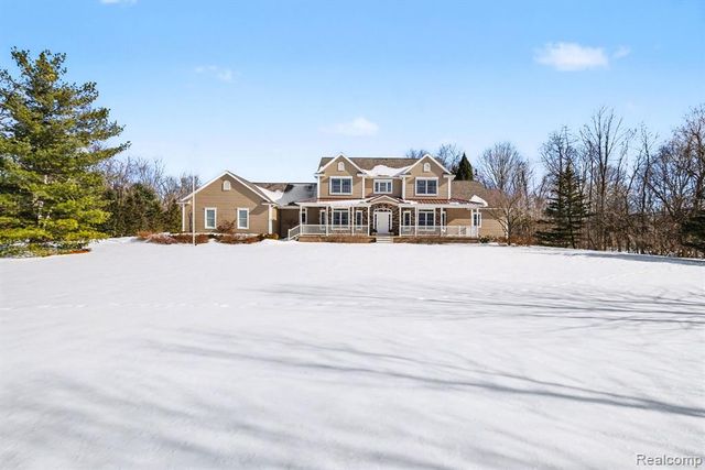 1720 N Lake Pleasant Road, Attica, MI 48412