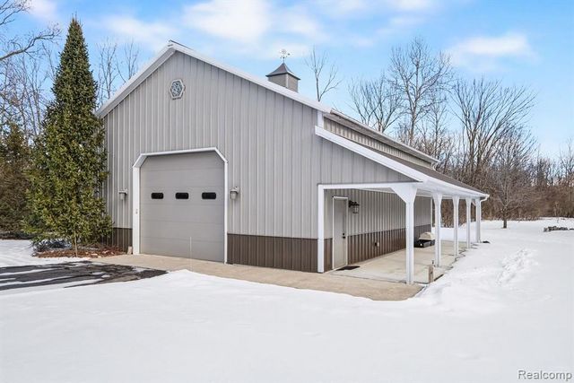 1720 N Lake Pleasant Road, Attica, MI 48412