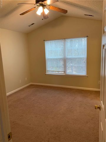 315 Warwick Landing PW, Newport News, VA 23608