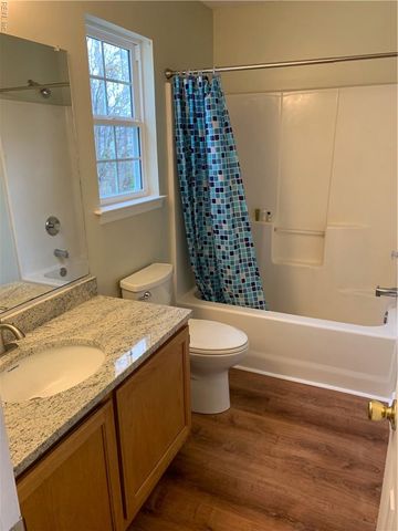 315 Warwick Landing PW, Newport News, VA 23608