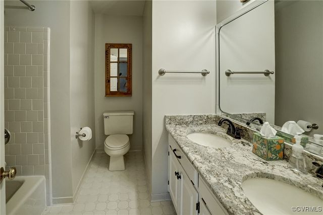 11815 Crown Prince Cir, Richmond, VA 23238