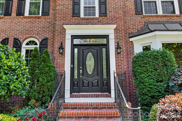 7618 Wingmont Drive, Charlotte, NC 28269