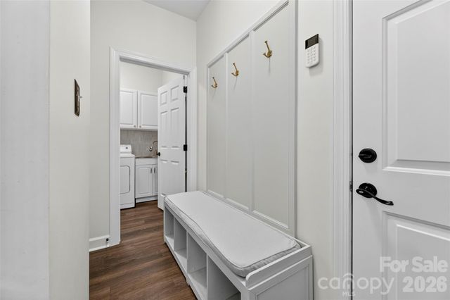 7618 Wingmont Drive, Charlotte, NC 28269