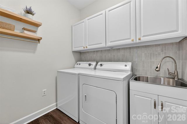 7618 Wingmont Drive, Charlotte, NC 28269