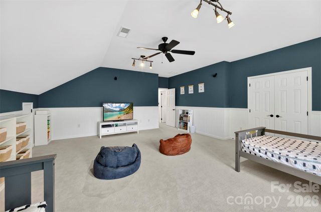 7618 Wingmont Drive, Charlotte, NC 28269