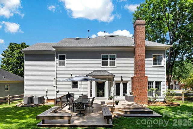 7618 Wingmont Drive, Charlotte, NC 28269