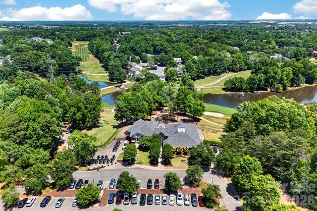 7618 Wingmont Drive, Charlotte, NC 28269