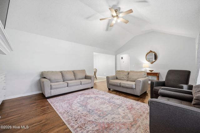1524 Batts Circle, Greenville, NC 27834