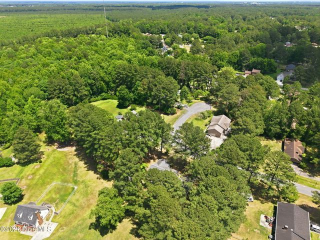 1524 Batts Circle, Greenville, NC 27834