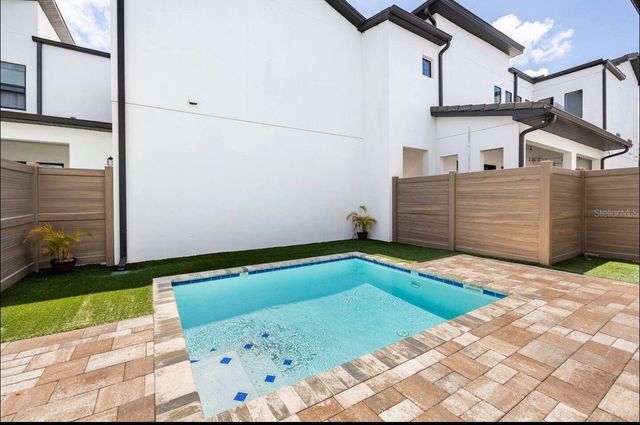 320 VILLA DOMANI COURT, Davenport, FL 33896