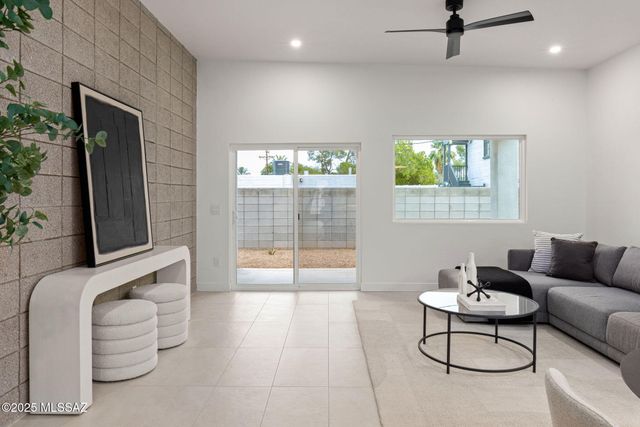 3934 E Elmwood Street, Tucson, AZ 85711