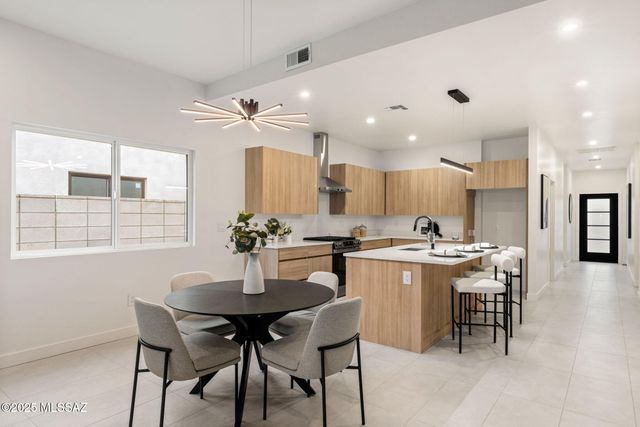 3934 E Elmwood Street, Tucson, AZ 85711