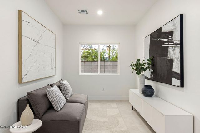 3934 E Elmwood Street, Tucson, AZ 85711