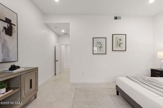 3934 E Elmwood Street, Tucson, AZ 85711