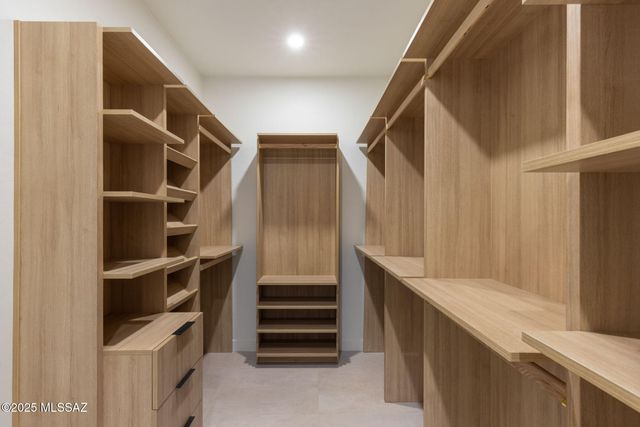 3934 E Elmwood Street, Tucson, AZ 85711