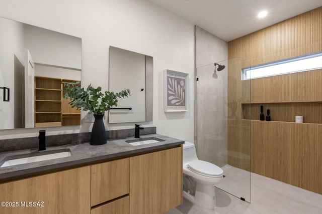 3934 E Elmwood Street, Tucson, AZ 85711