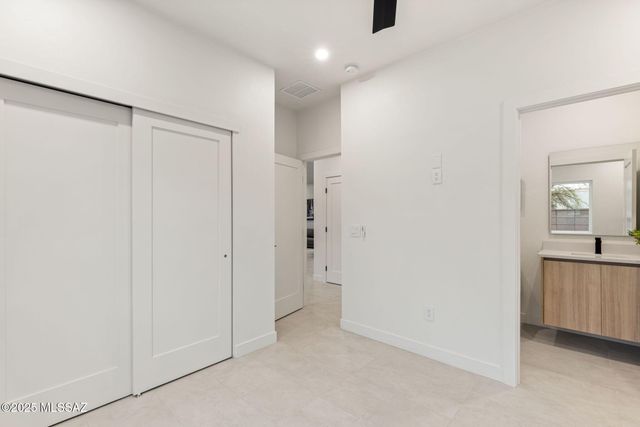 3934 E Elmwood Street, Tucson, AZ 85711