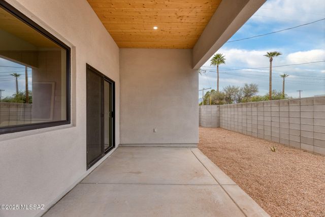 3934 E Elmwood Street, Tucson, AZ 85711