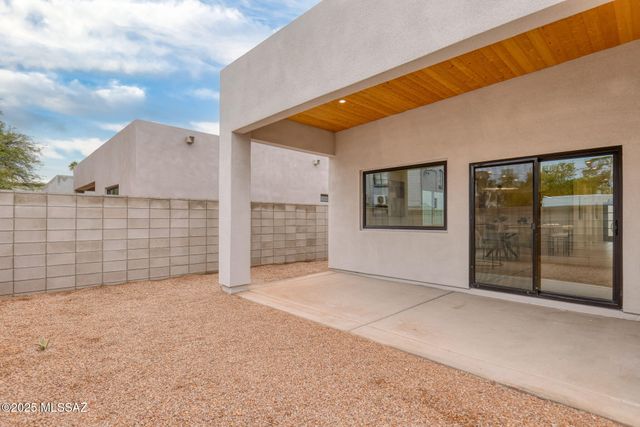 3934 E Elmwood Street, Tucson, AZ 85711