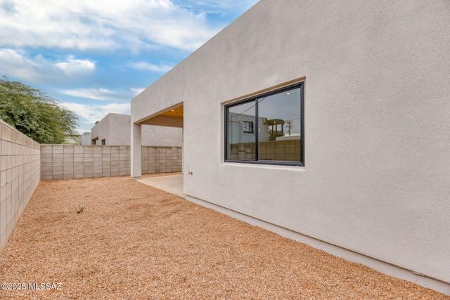 3934 E Elmwood Street, Tucson, AZ 85711