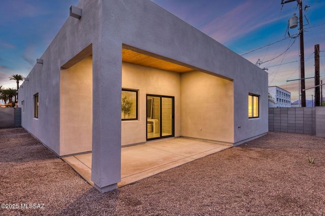 3934 E Elmwood Street, Tucson, AZ 85711