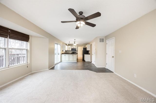 1102 Illini Drive, O'fallon, IL 62269