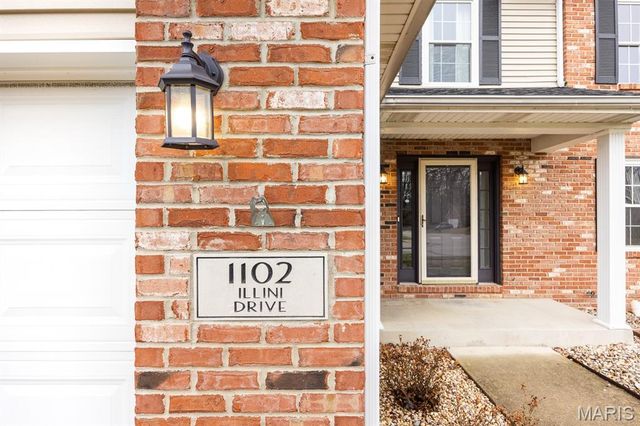 1102 Illini Drive, O'fallon, IL 62269