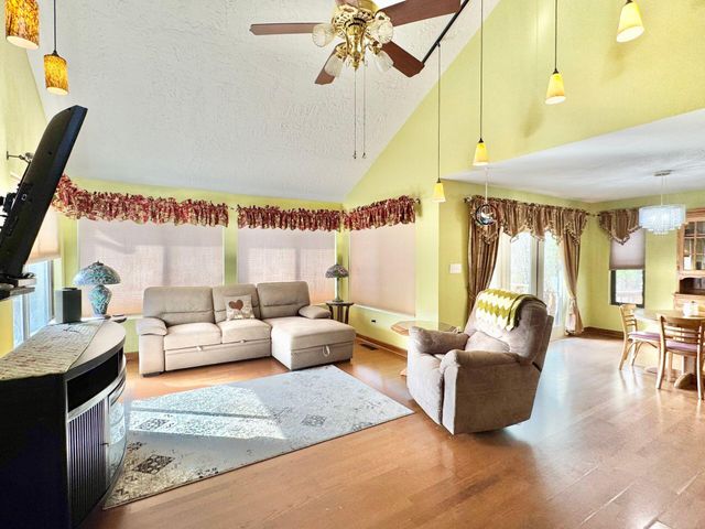 9245 Patterson DR, Bent Mountain, VA 24059