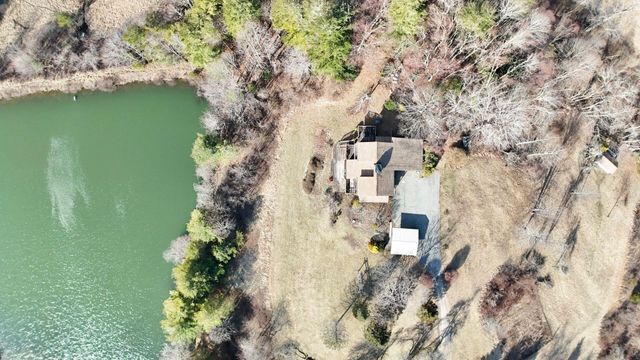 9245 Patterson DR, Bent Mountain, VA 24059