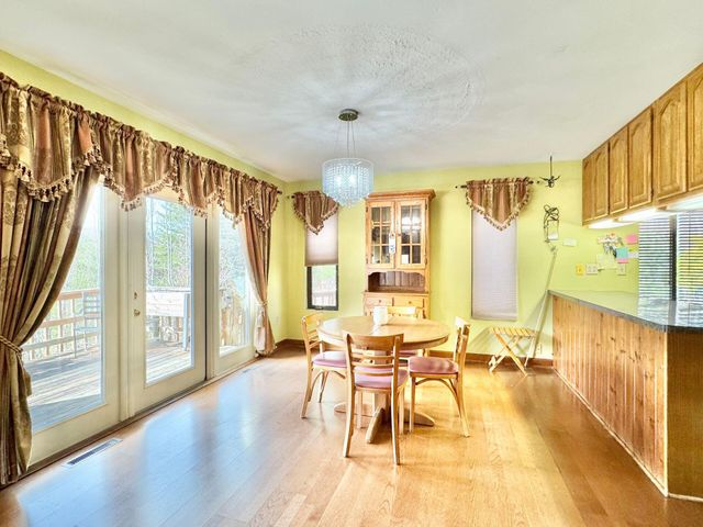 9245 Patterson DR, Bent Mountain, VA 24059