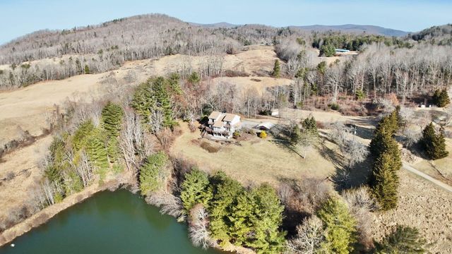 9245 Patterson DR, Bent Mountain, VA 24059